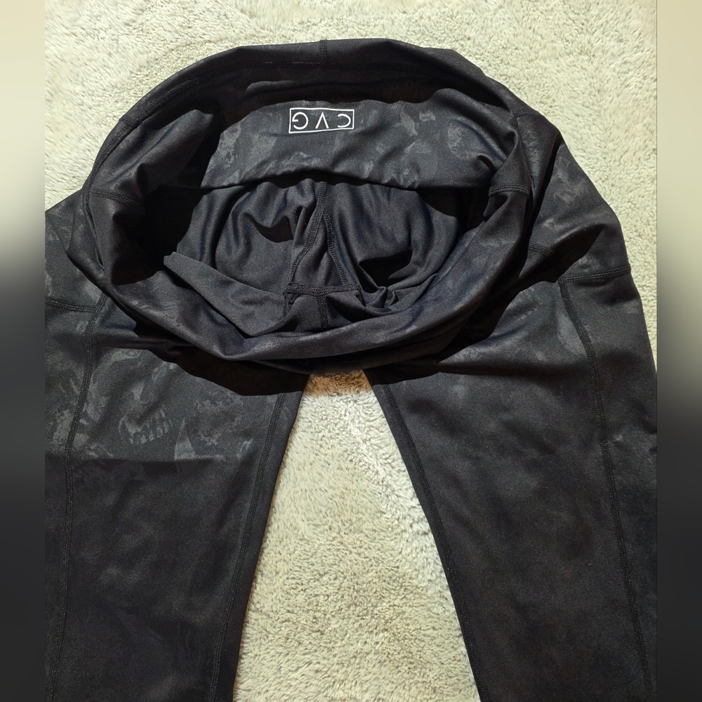 CVG Shadow Skull Print Leggings - Picture 2 of 4